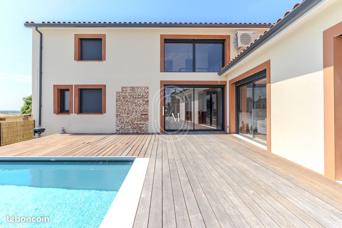 Maison à vendre, 189m², Montjoire