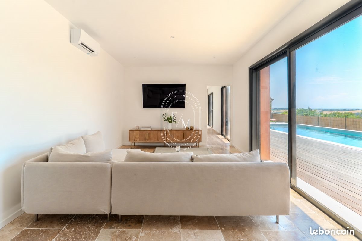 Maison à vendre, 189m², Montjoire