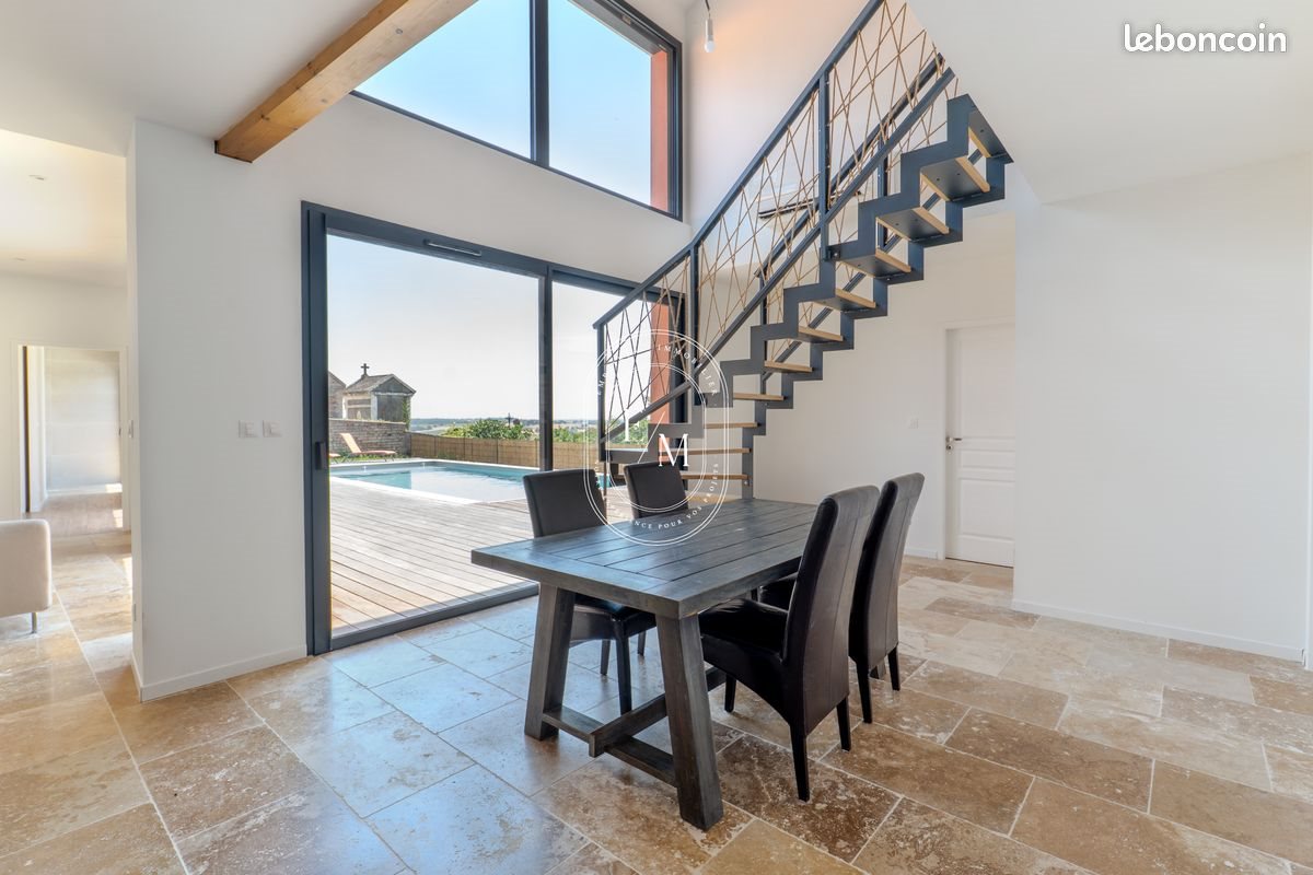Maison à vendre, 189m², Montjoire