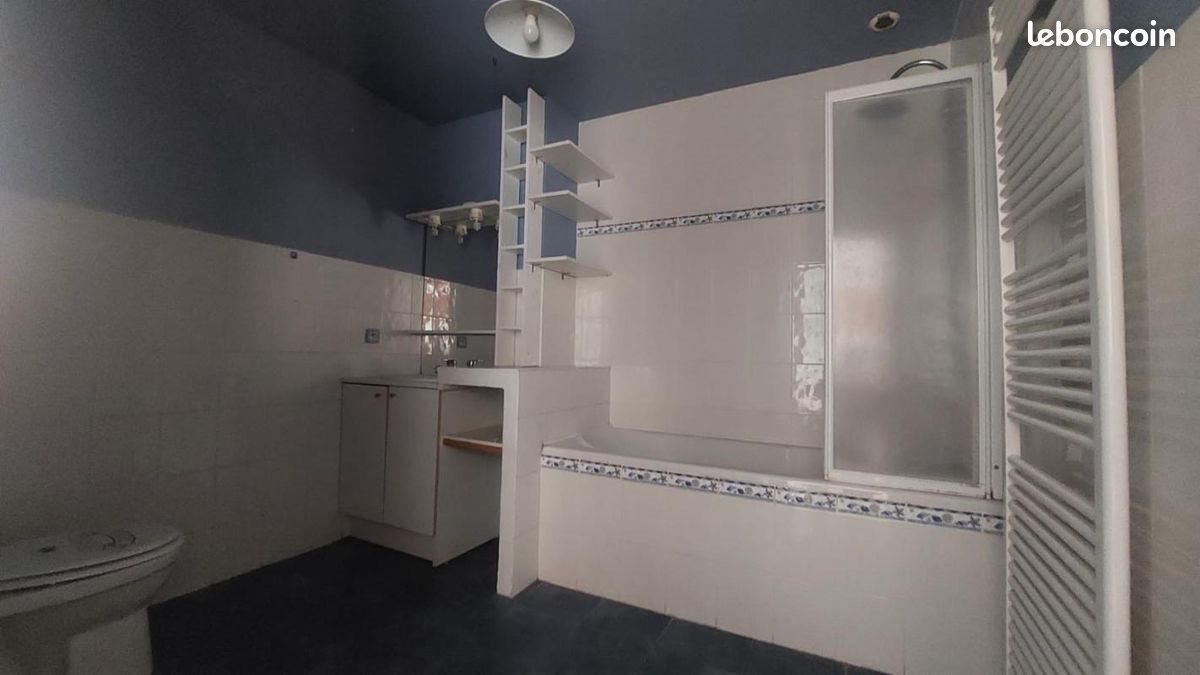 Appartement à louer, 120m², Montécheroux
