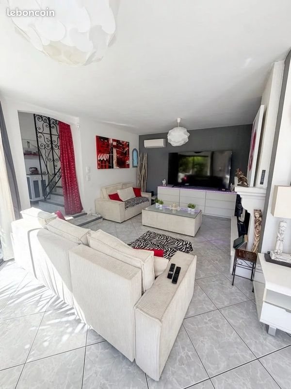 Maison à vendre, 161m², Marignane