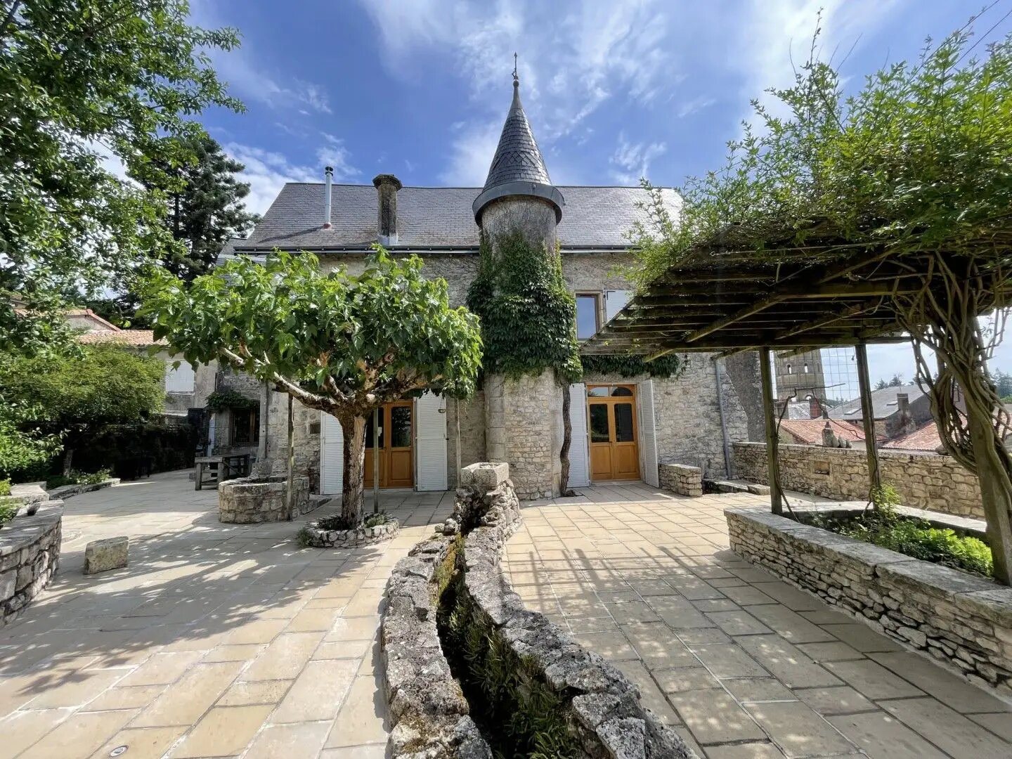 Maison à vendre, 209m², Charroux
