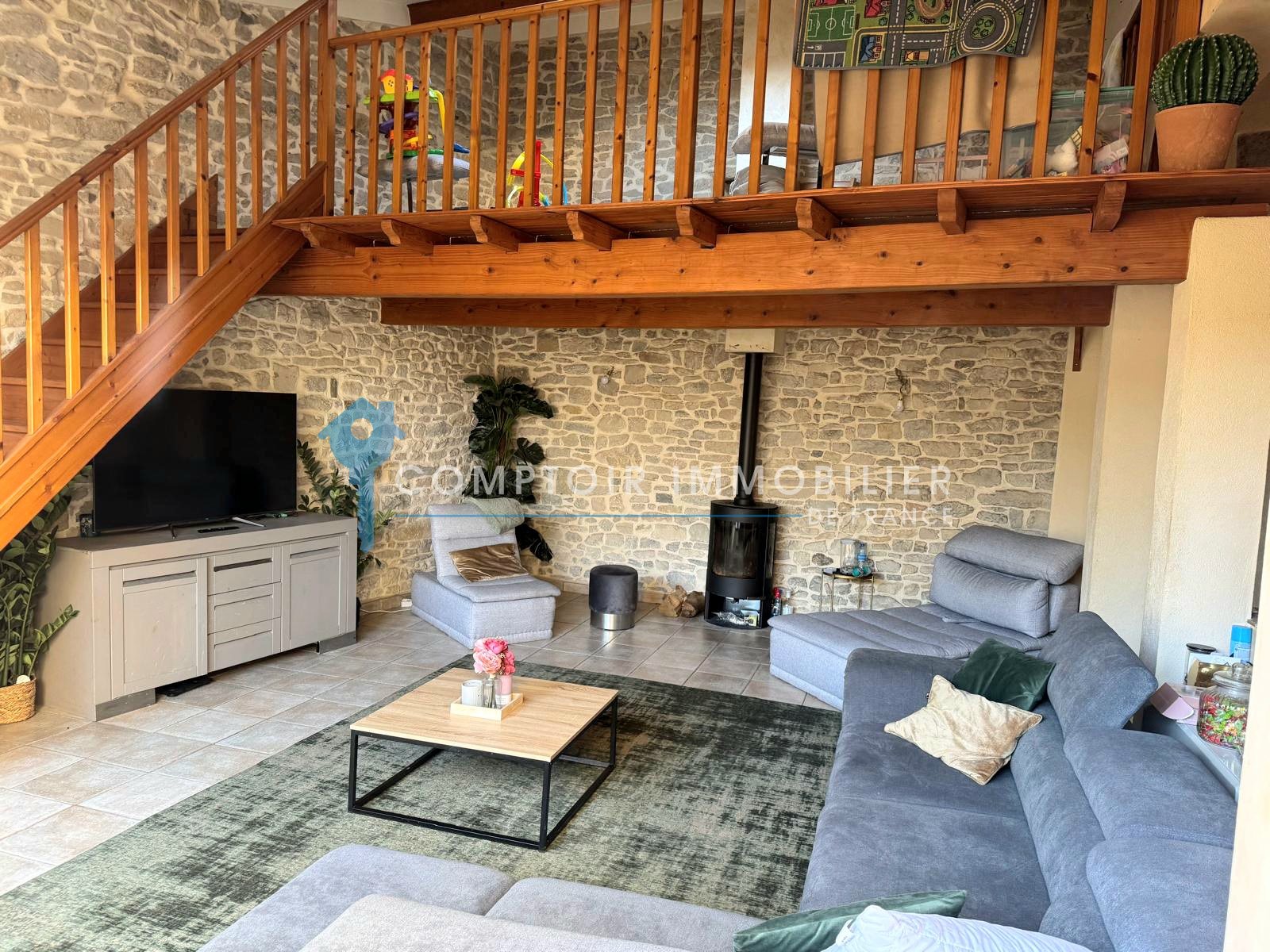 Maison à vendre, 138m², Clarensac