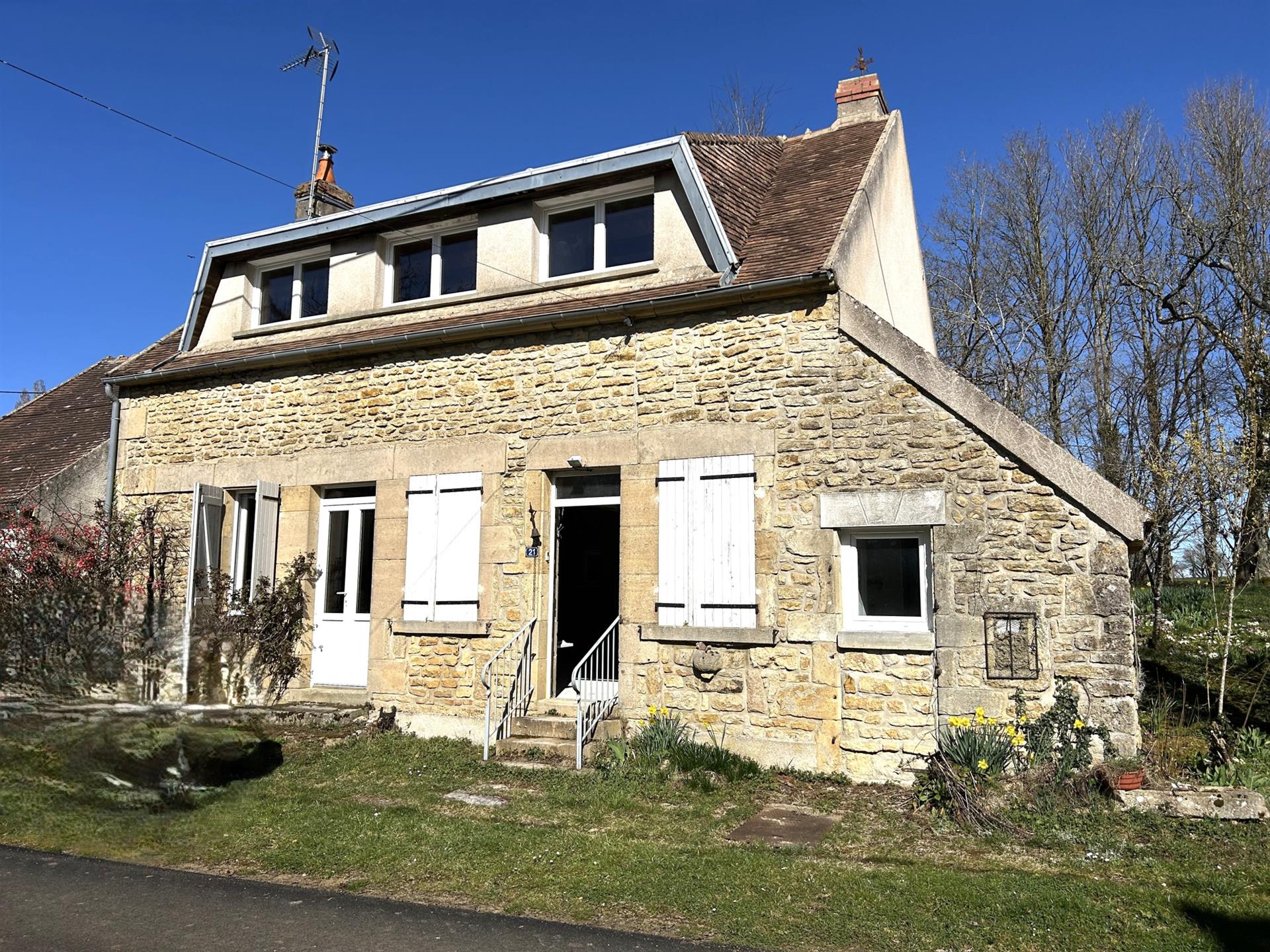 Maison à vendre, 103m², Prémery