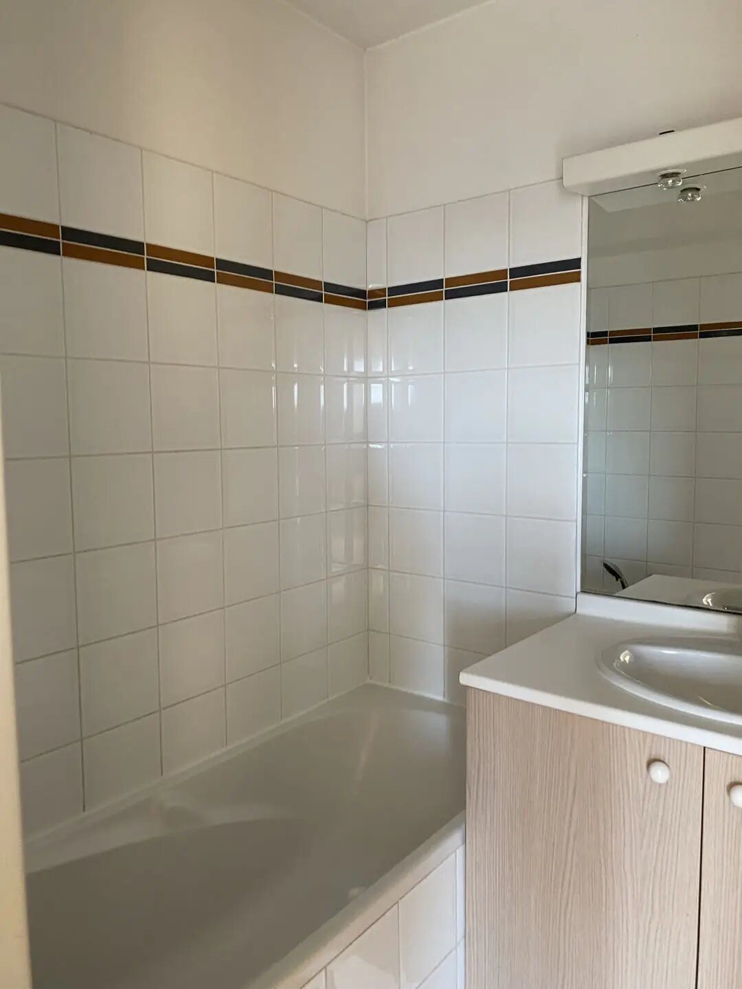 Appartement à louer, 35m², Miramas
