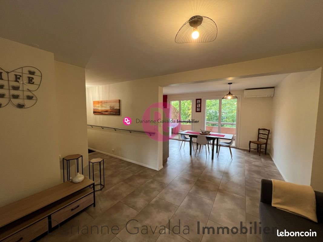 Appartement à louer, 76m², Decazeville