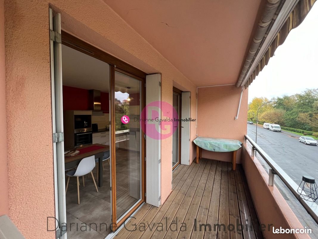 Appartement à louer, 76m², Decazeville