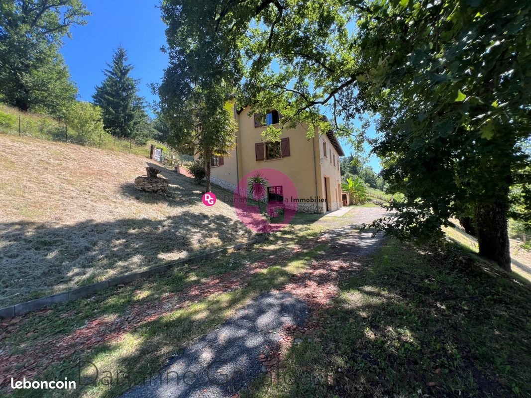Maison à vendre, 220m², Firmi
