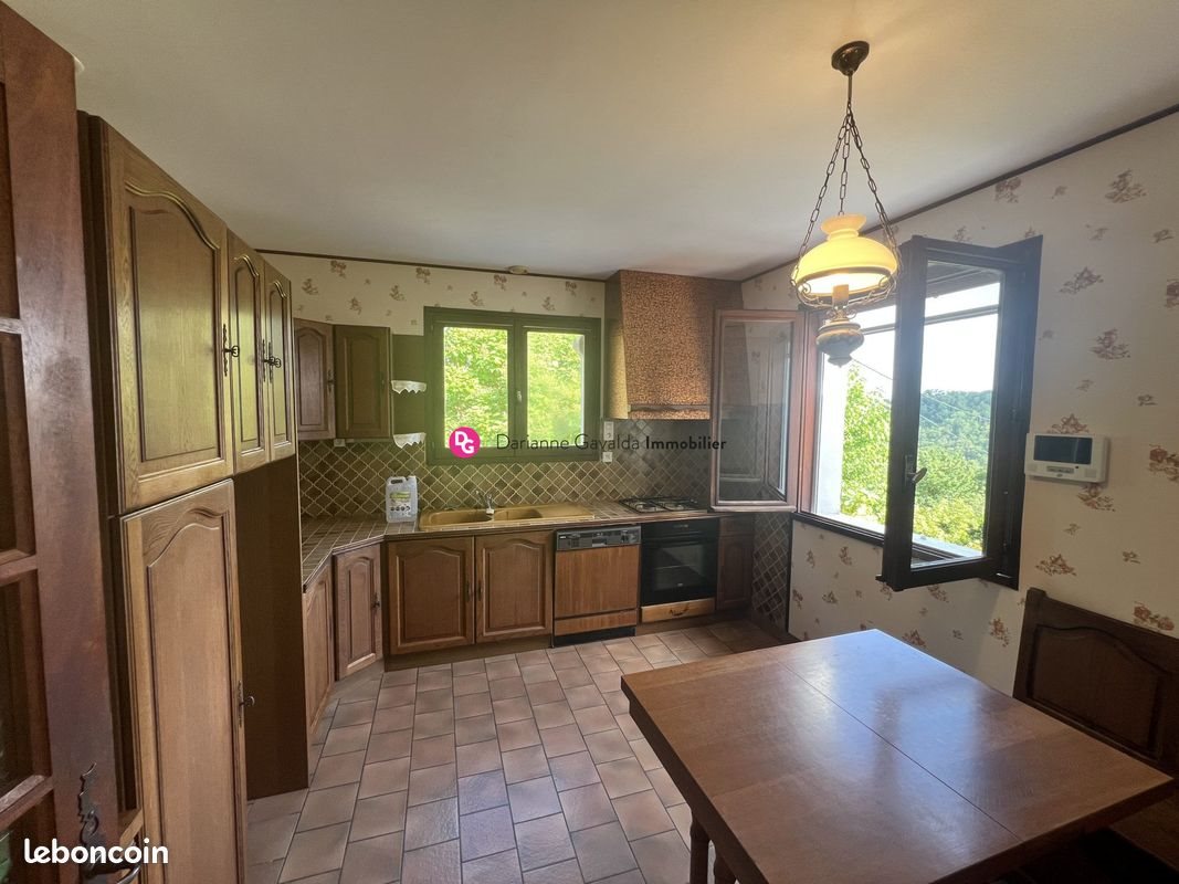 Maison à louer, 83m², Firmi
