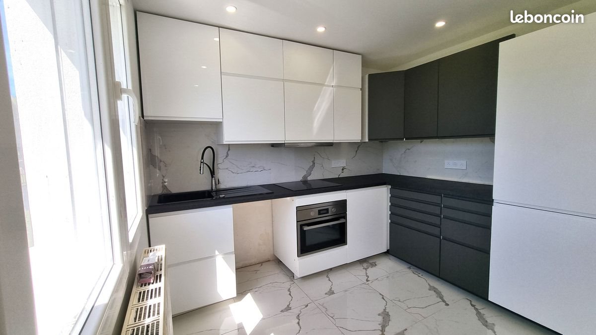 Maison à louer, 132m², Sergines