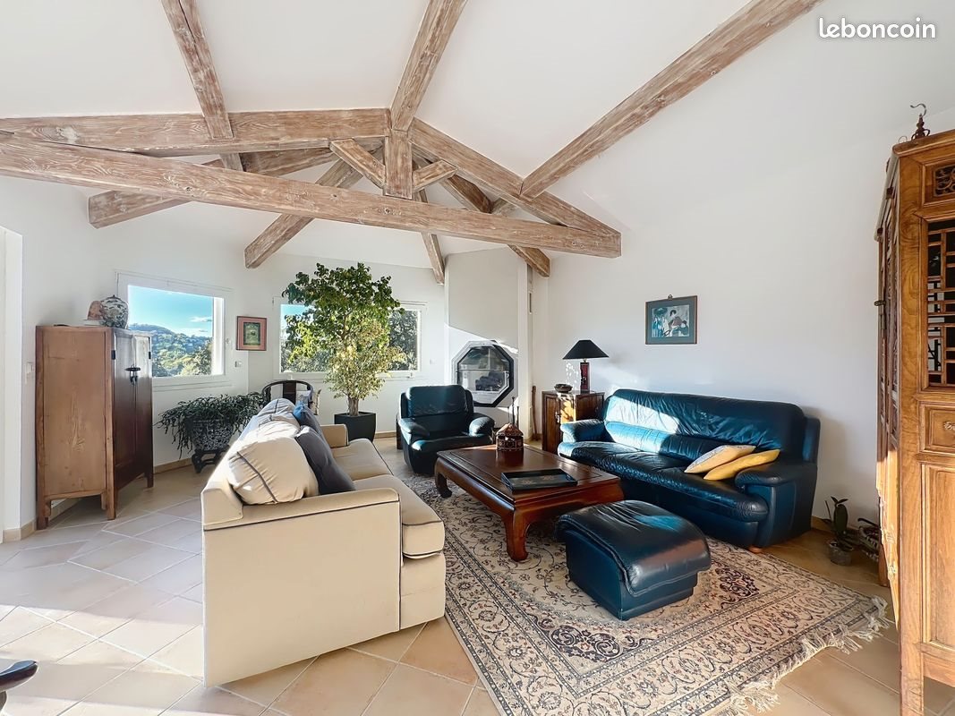 Maison à vendre, 200m², Les Adrets-de-l'Estérel