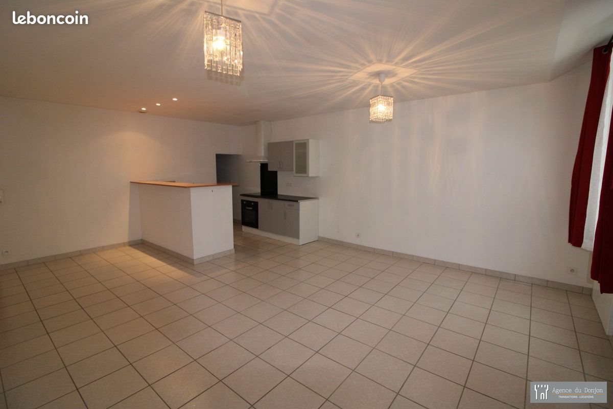 Appartement à louer, 60m², Pons