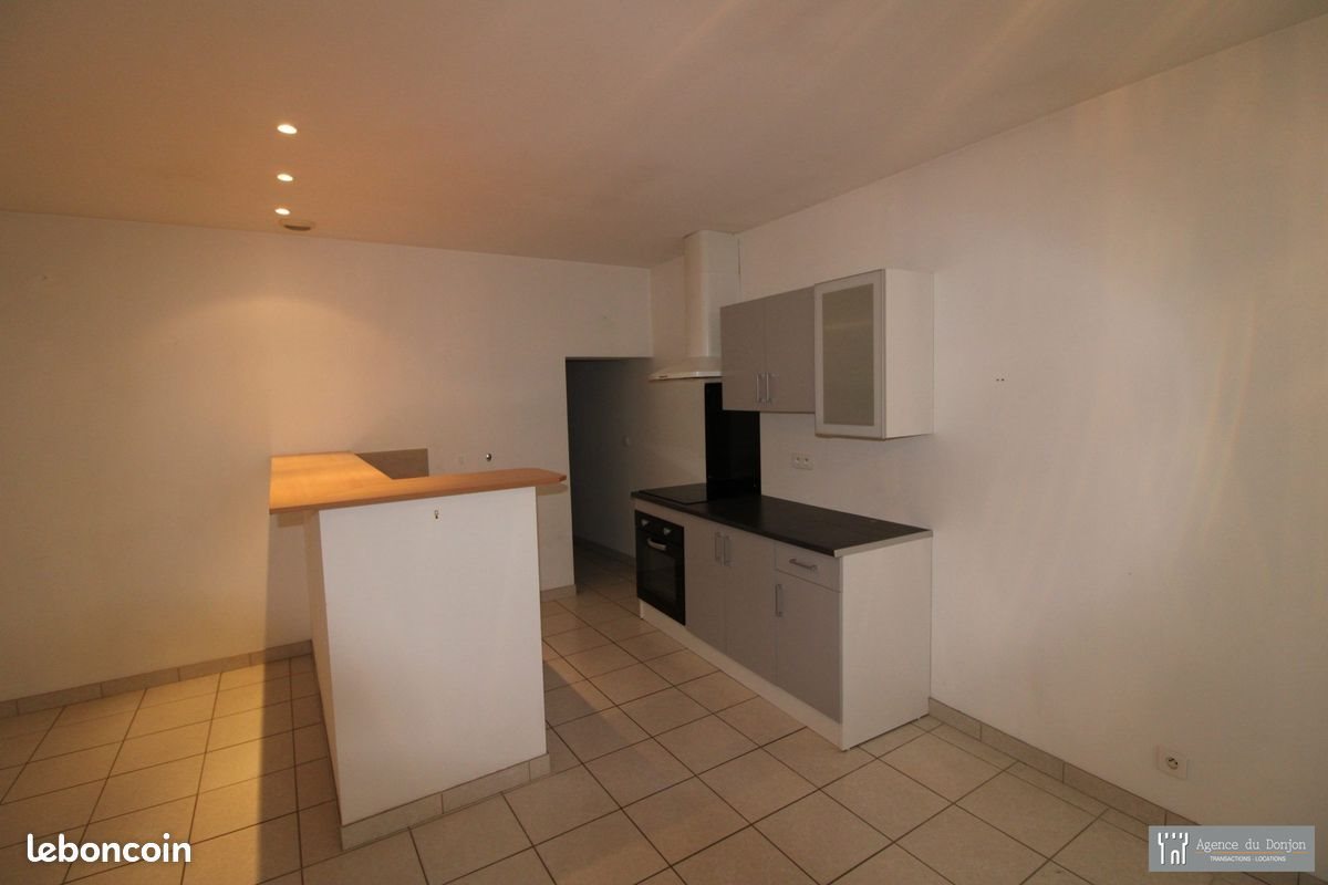 Appartement à louer, 60m², Pons