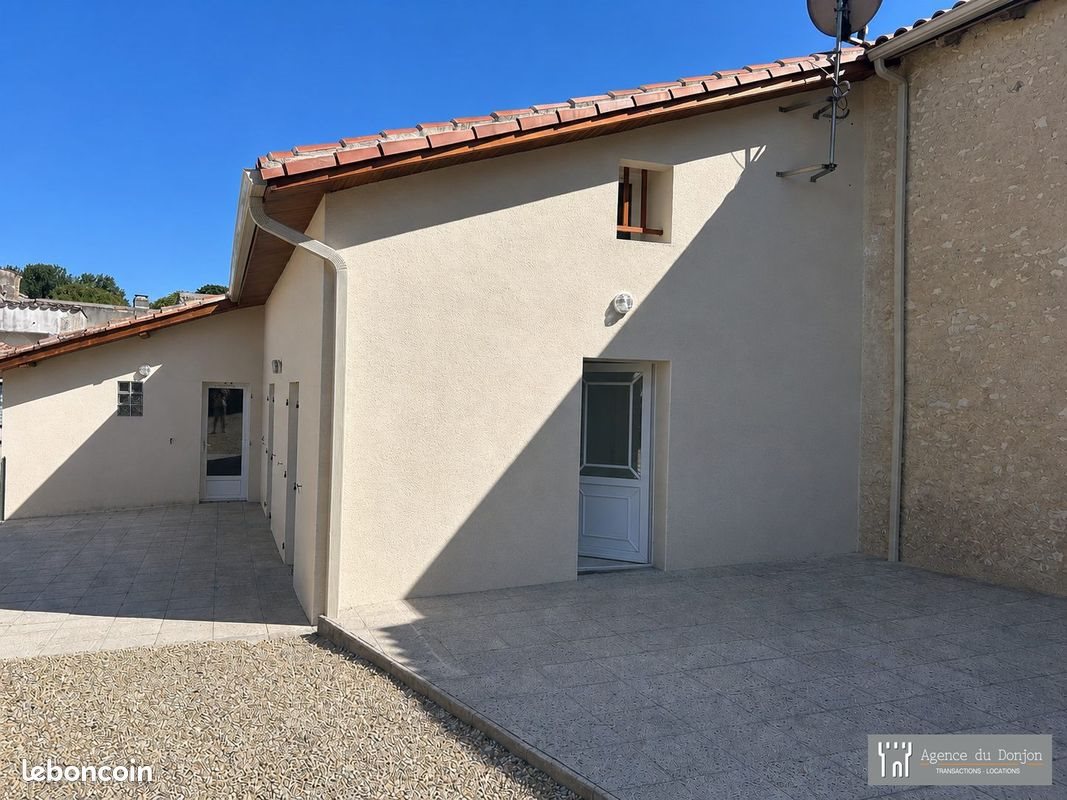 Maison à louer, 122m², Pérignac