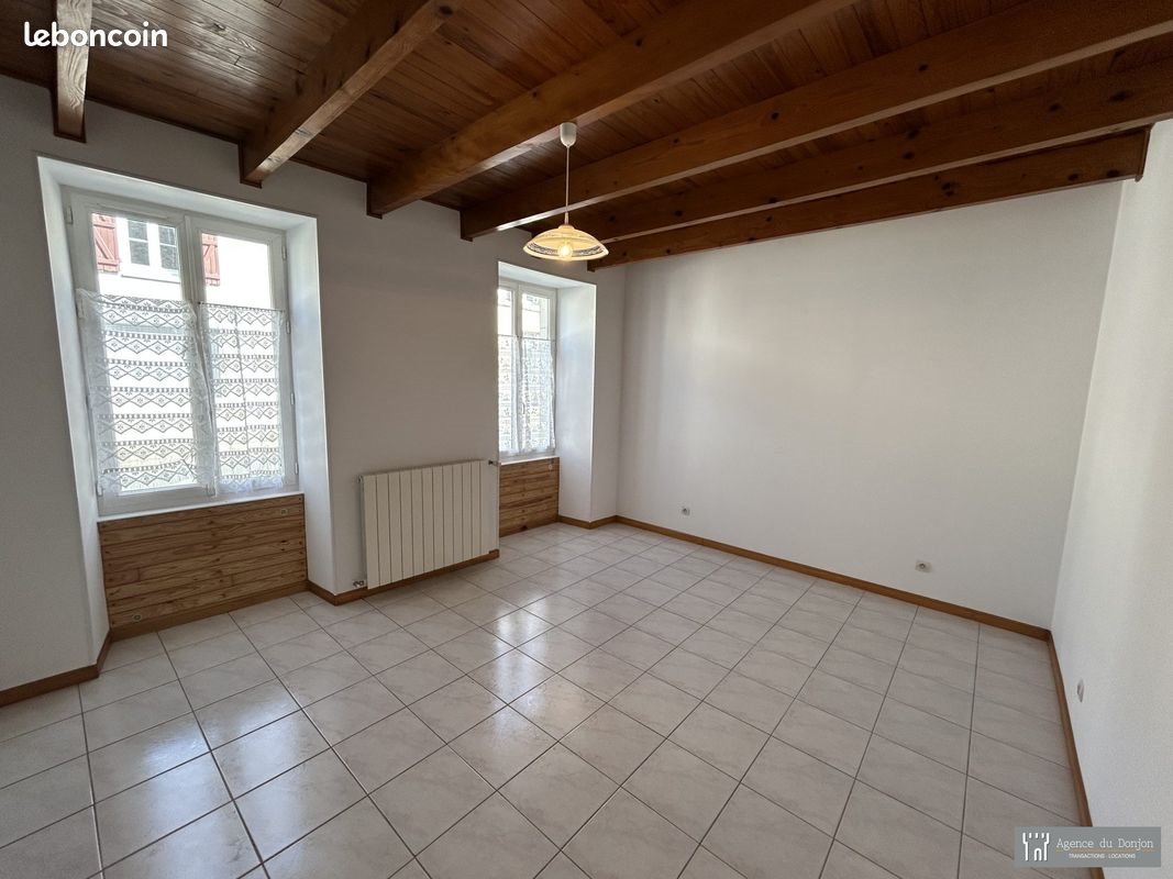 Maison à louer, 122m², Pérignac