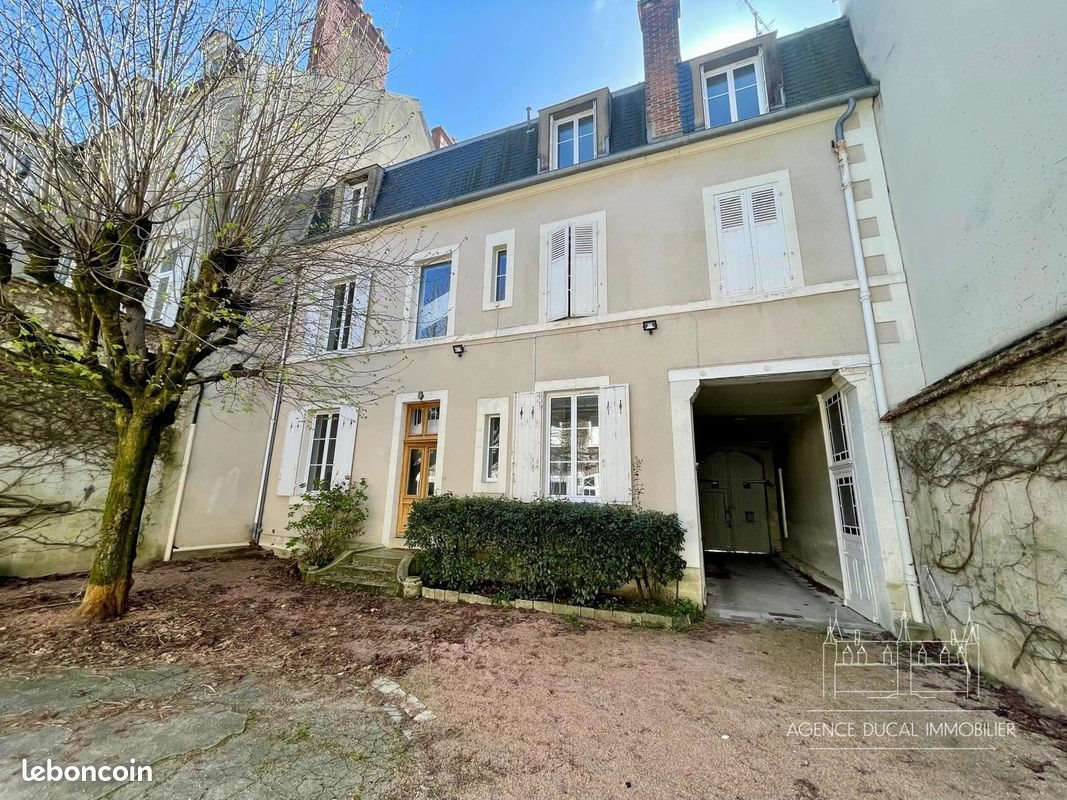 Appartement à vendre, 448m², Nevers