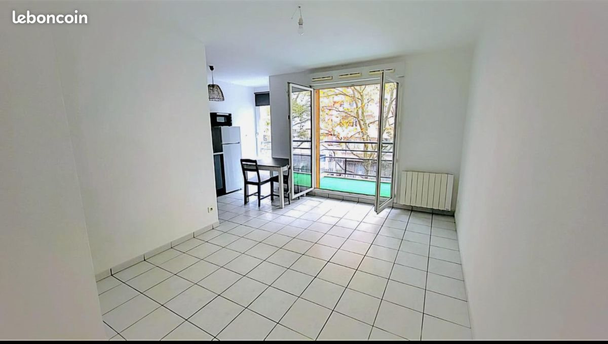 Appartement à louer, 30m², Saint-Étienne