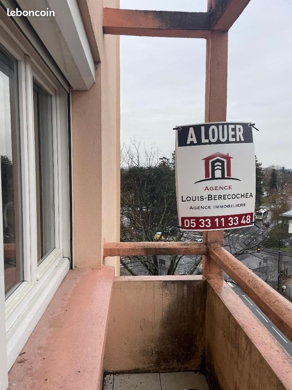 Appartement à louer, 56m², Pau