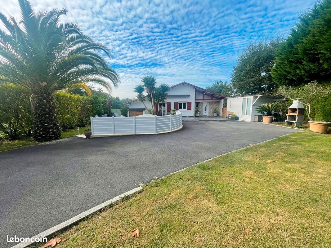 Maison à vendre, 240m², Saint-Martin-de-Seignanx