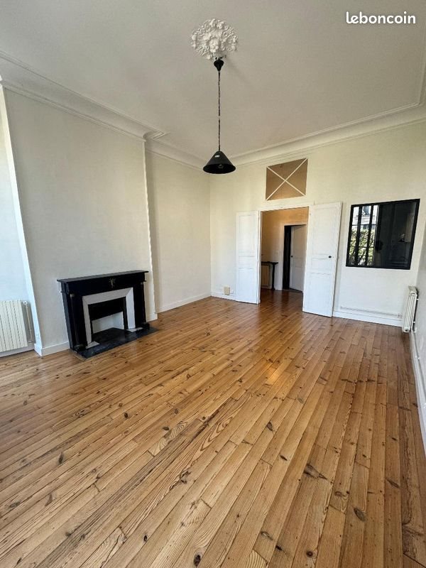 Appartement à louer, 73m², Pau