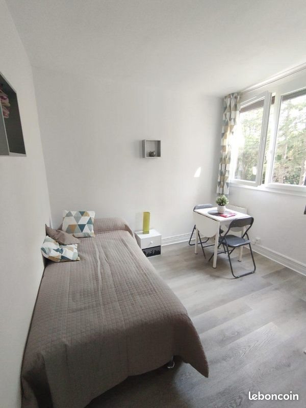 Appartement à louer, 14m², Pau