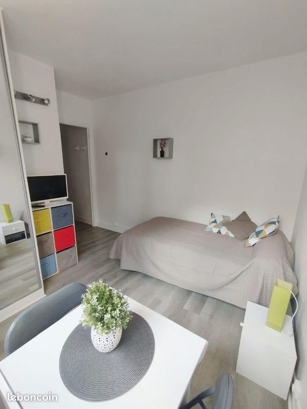 Appartement à louer, 14m², Pau