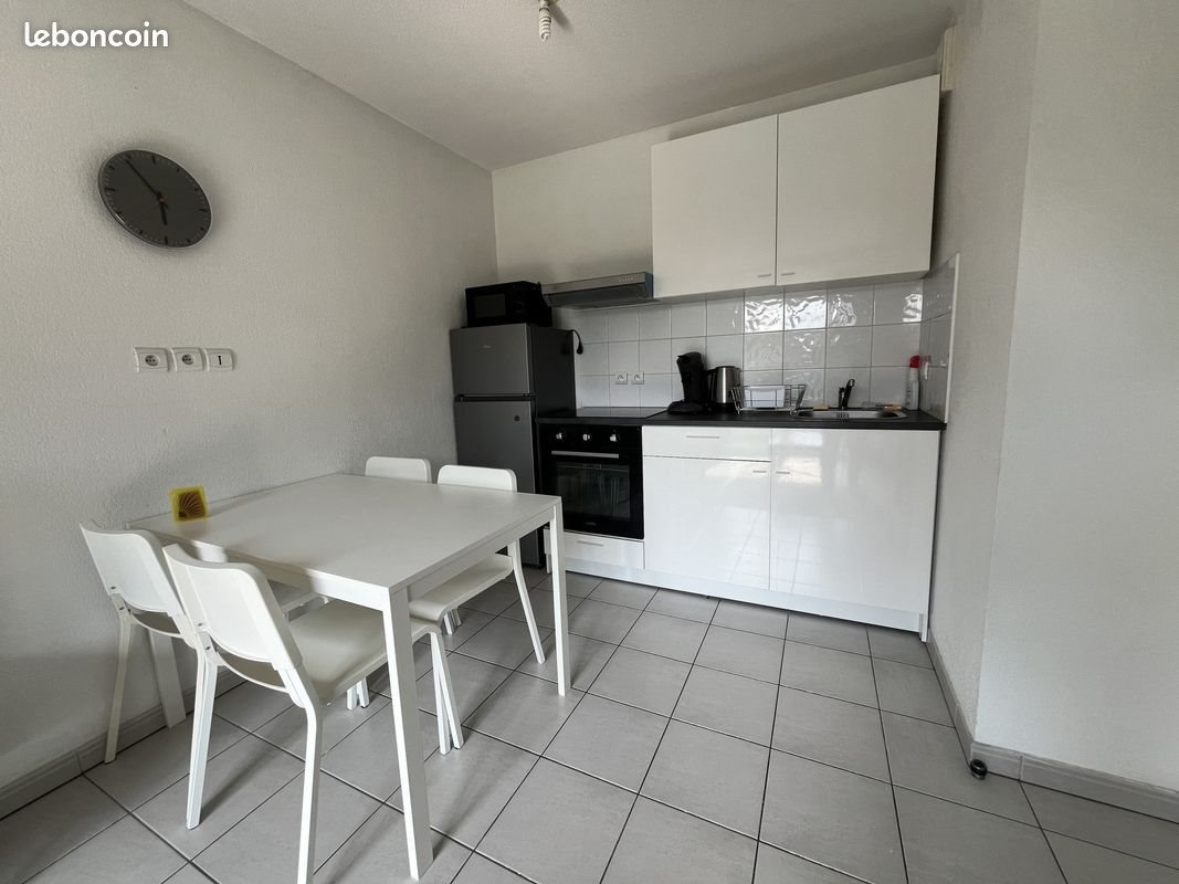 Appartement à louer, 33m², Saint-Quentin-de-Baron