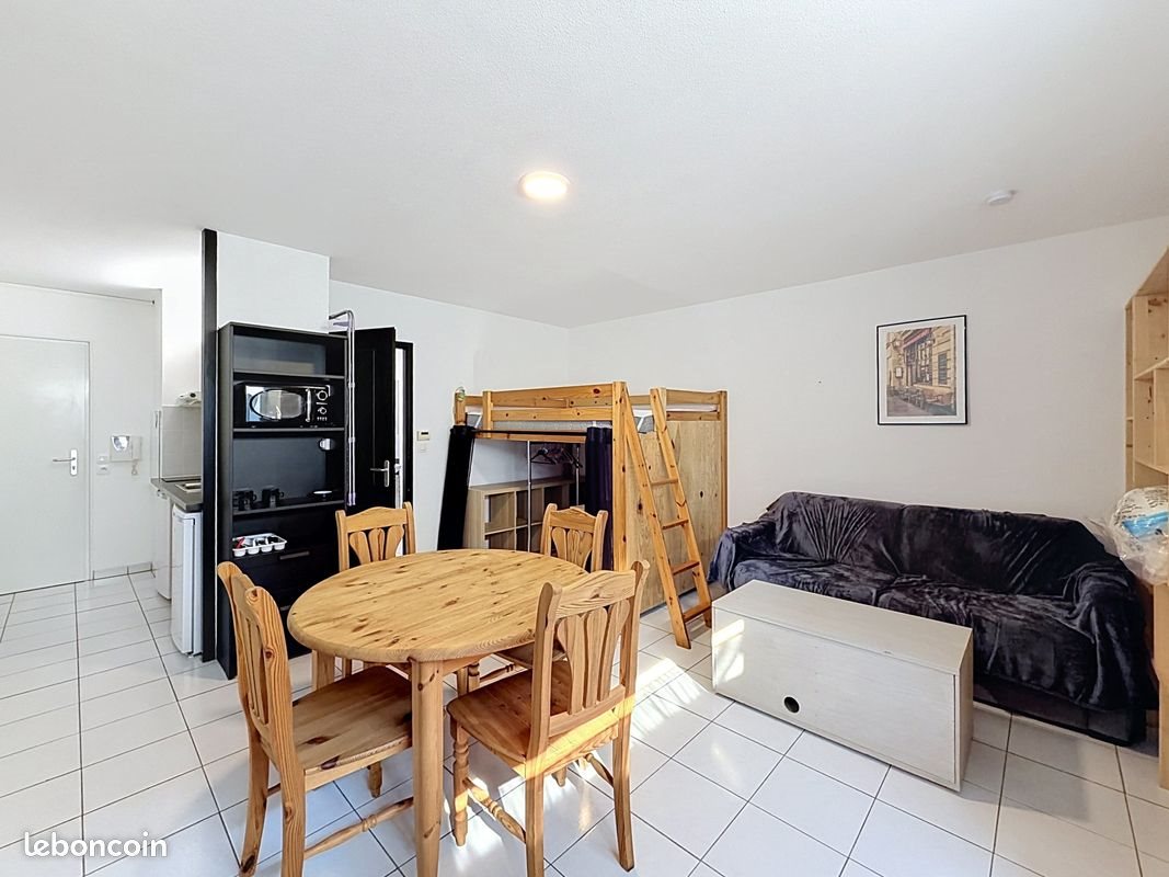Appartement à louer, 33m², Pessac