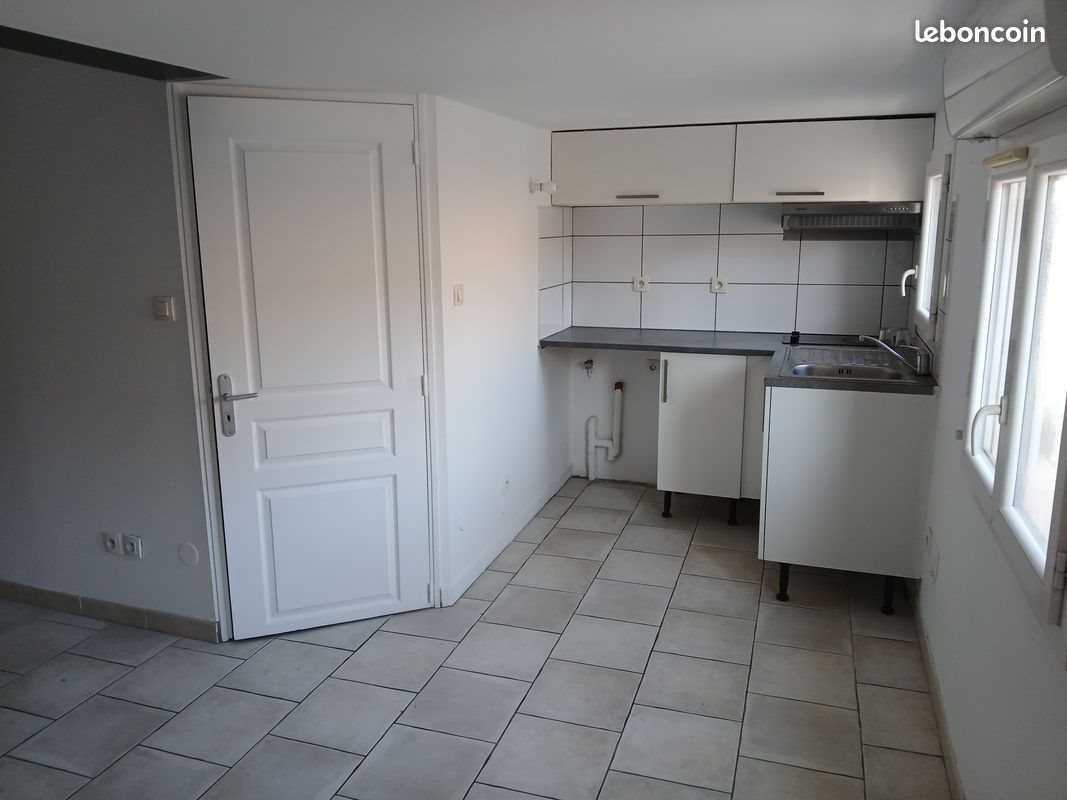 Appartement à louer, 37m², Nîmes