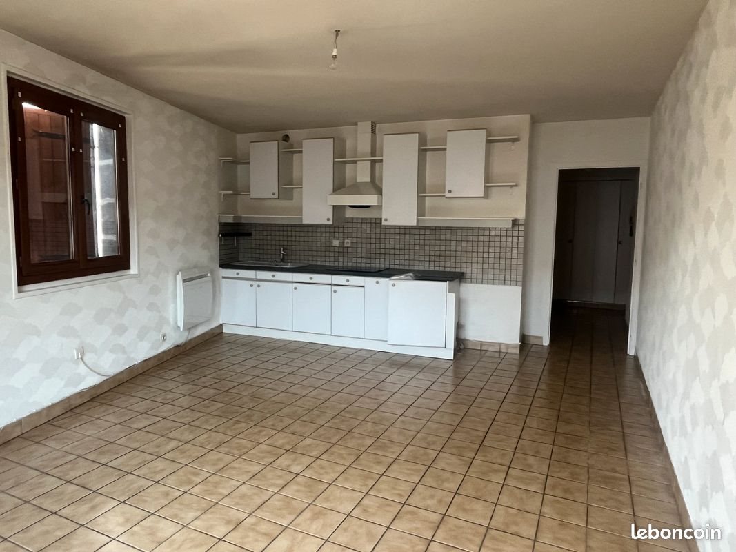 Appartement à louer, 47m², Brioude