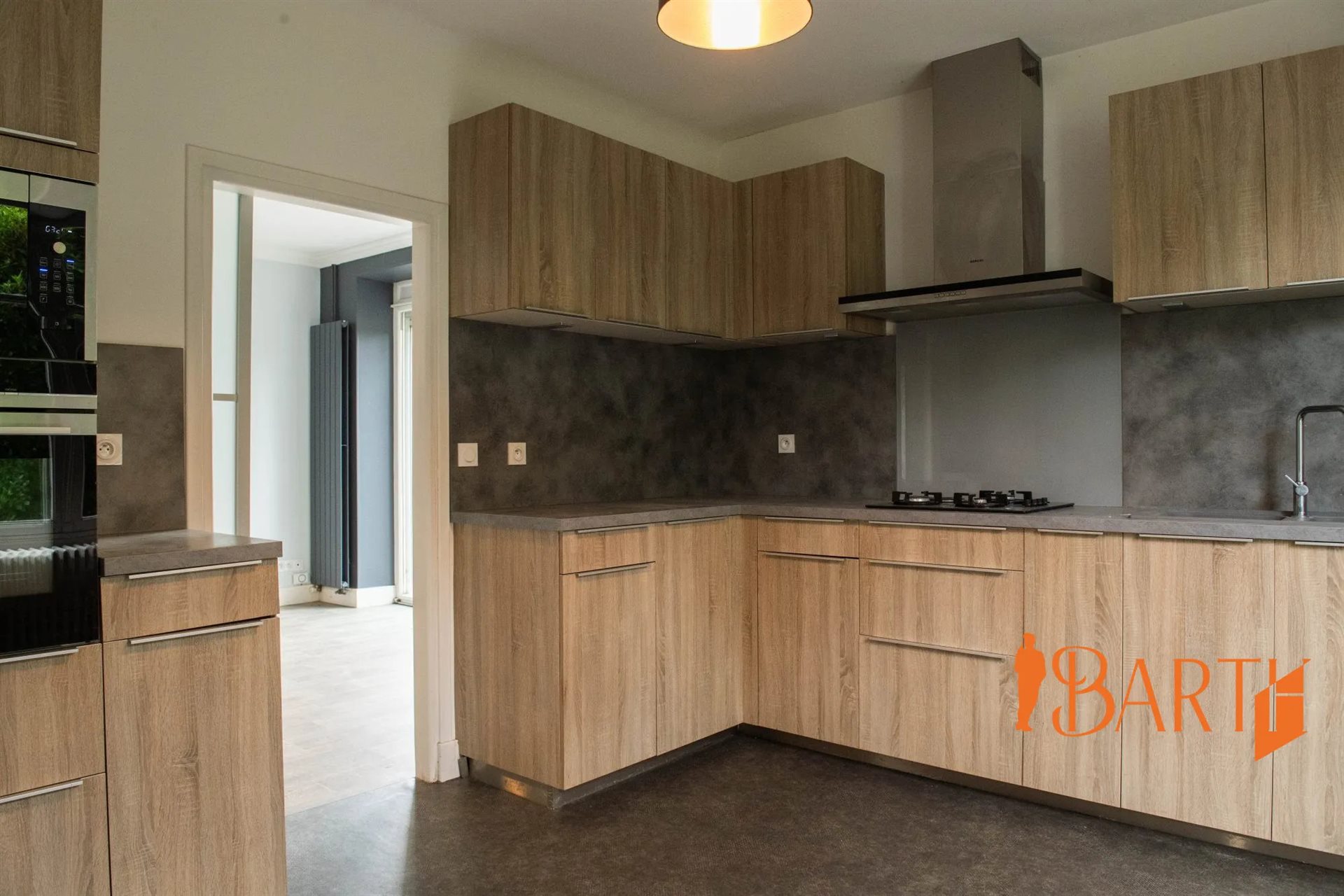 Maison à vendre, 248m², Bourges
