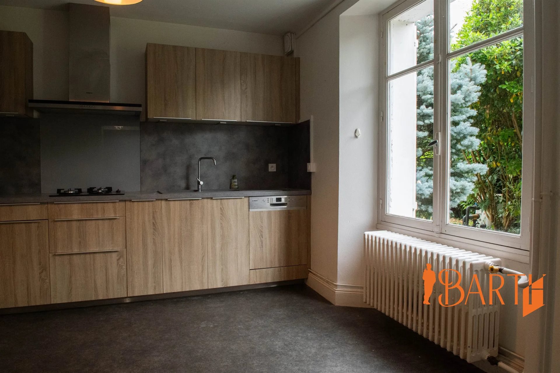 Maison à vendre, 248m², Bourges