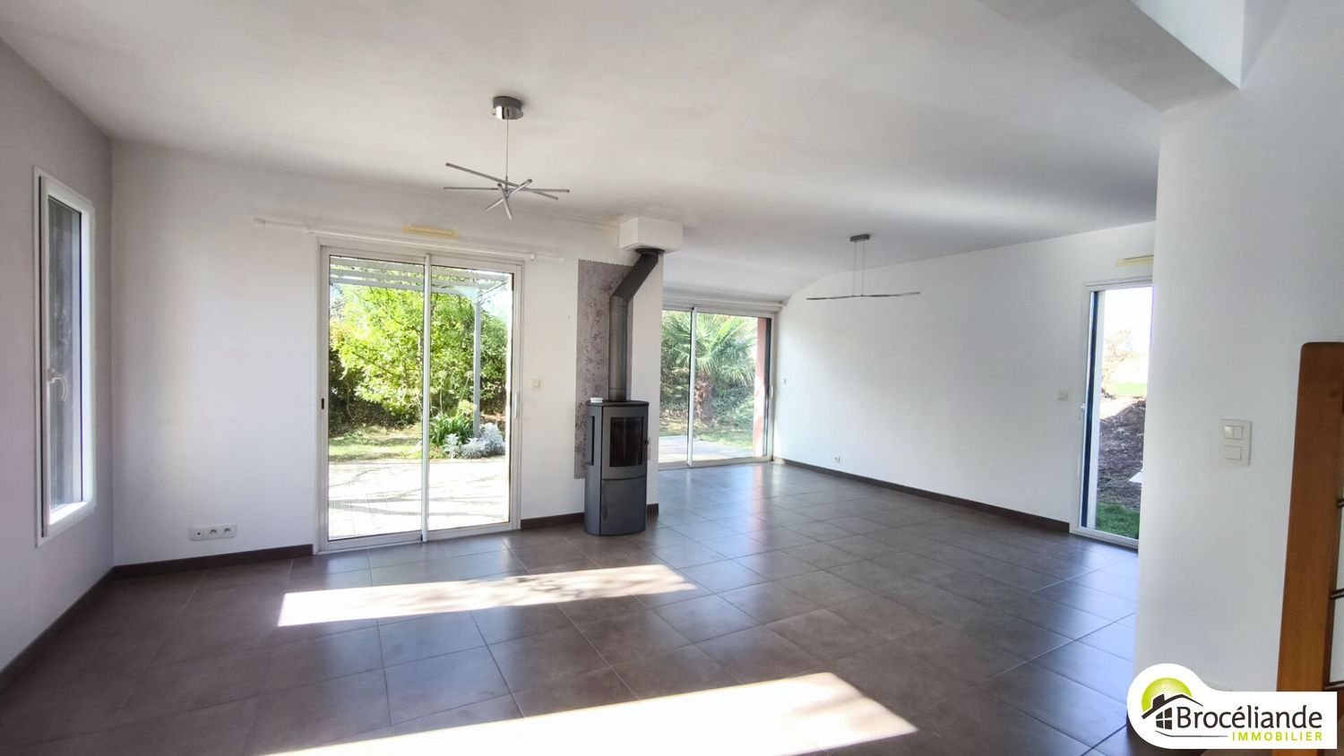 Maison à louer, 129m², Parthenay-de-Bretagne
