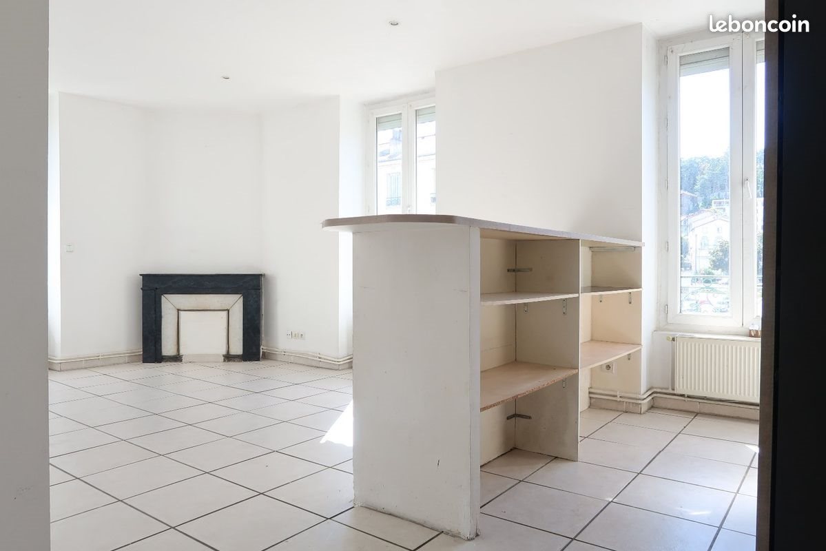 Appartement à louer, 46m², Saint-Étienne