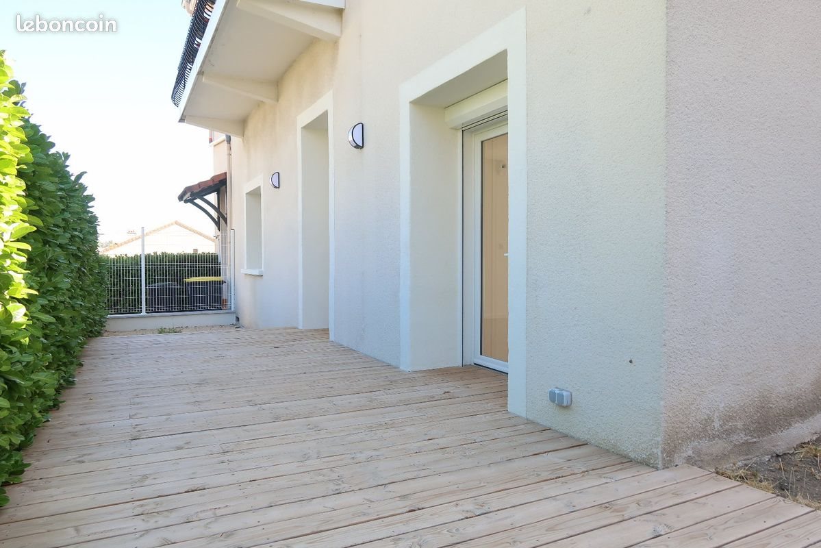 Appartement à vendre, 85m², Saint-Genest-Lerpt