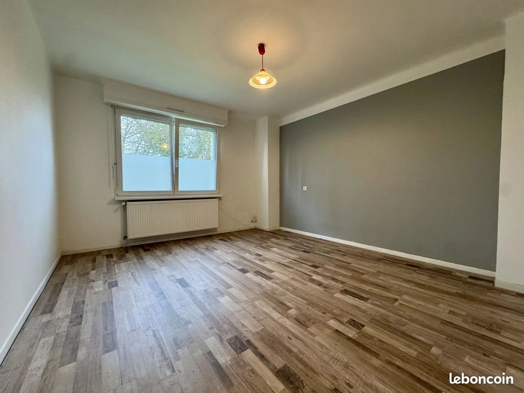 Appartement à louer, 82m², Montbronn