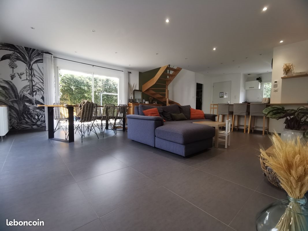 Maison à louer, 113m², Eaunes