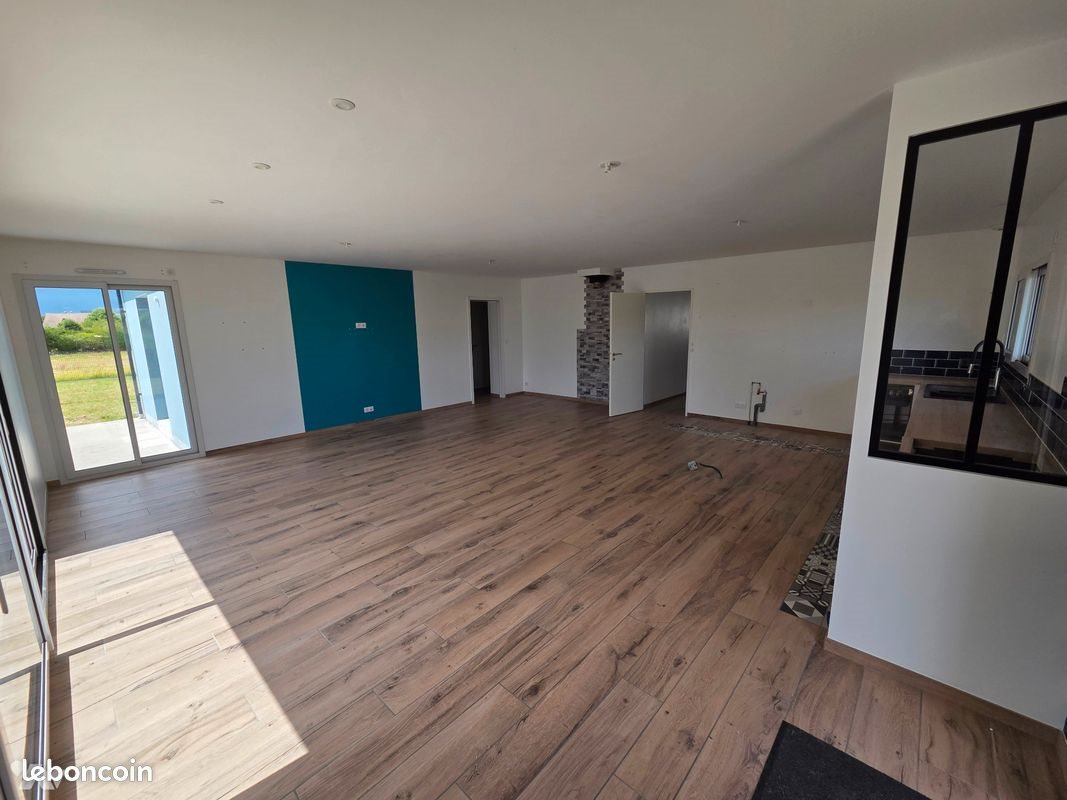 Maison à vendre, 120m², Sarceaux