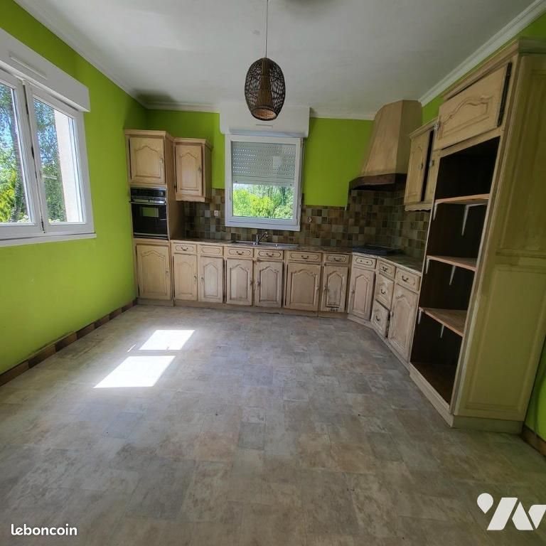 Maison à vendre, 137m², Châteauneuf-du-Faou