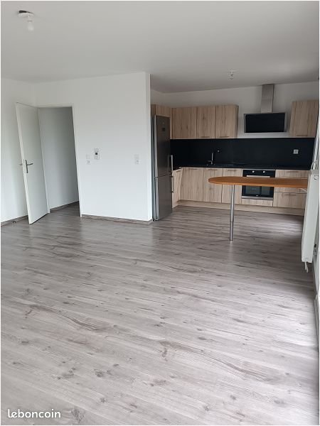 Appartement à louer, 83m², Loos