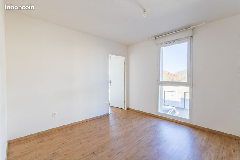 Appartement à louer, 68m², Loos