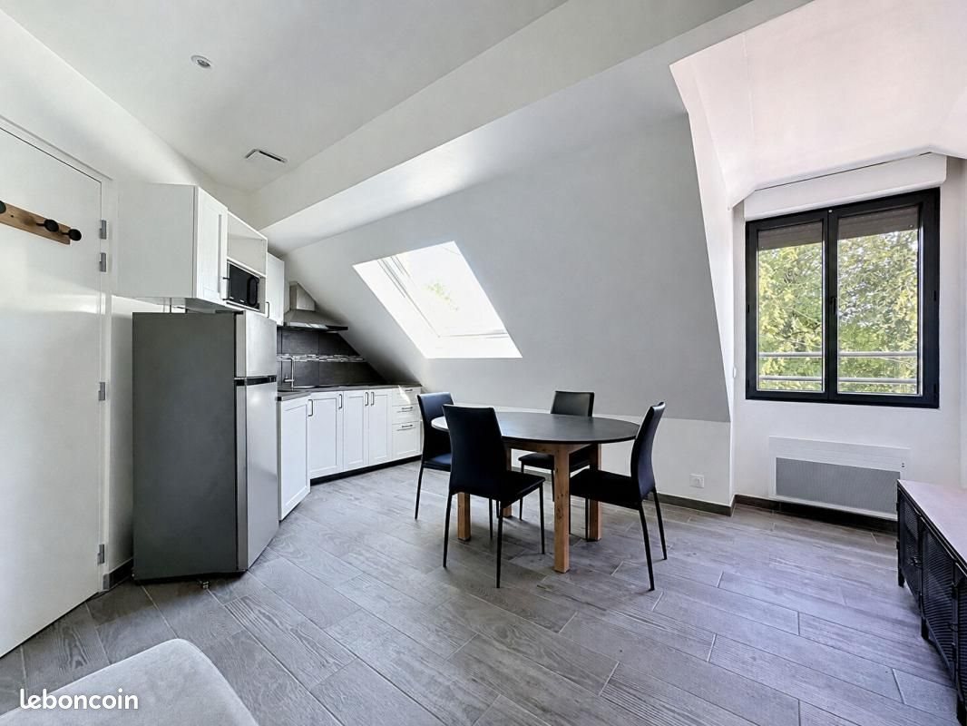 Appartement à louer, 29m², Ormesson-sur-Marne