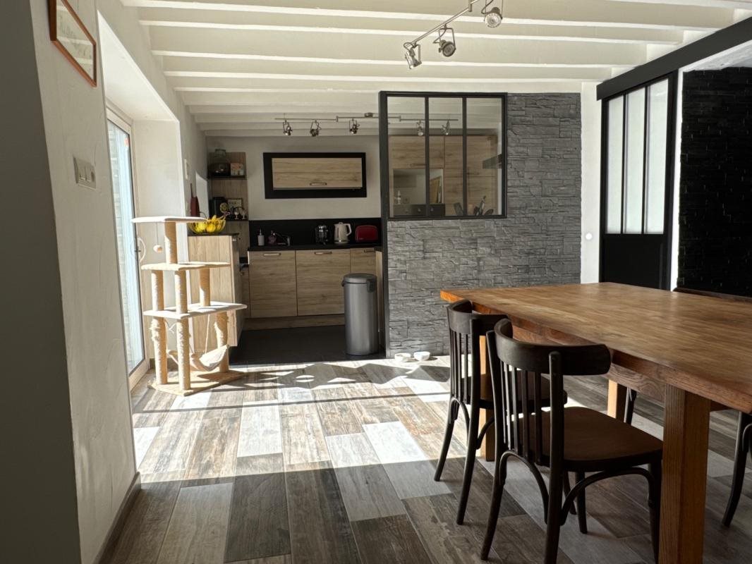 Maison à vendre, 122m², Laval