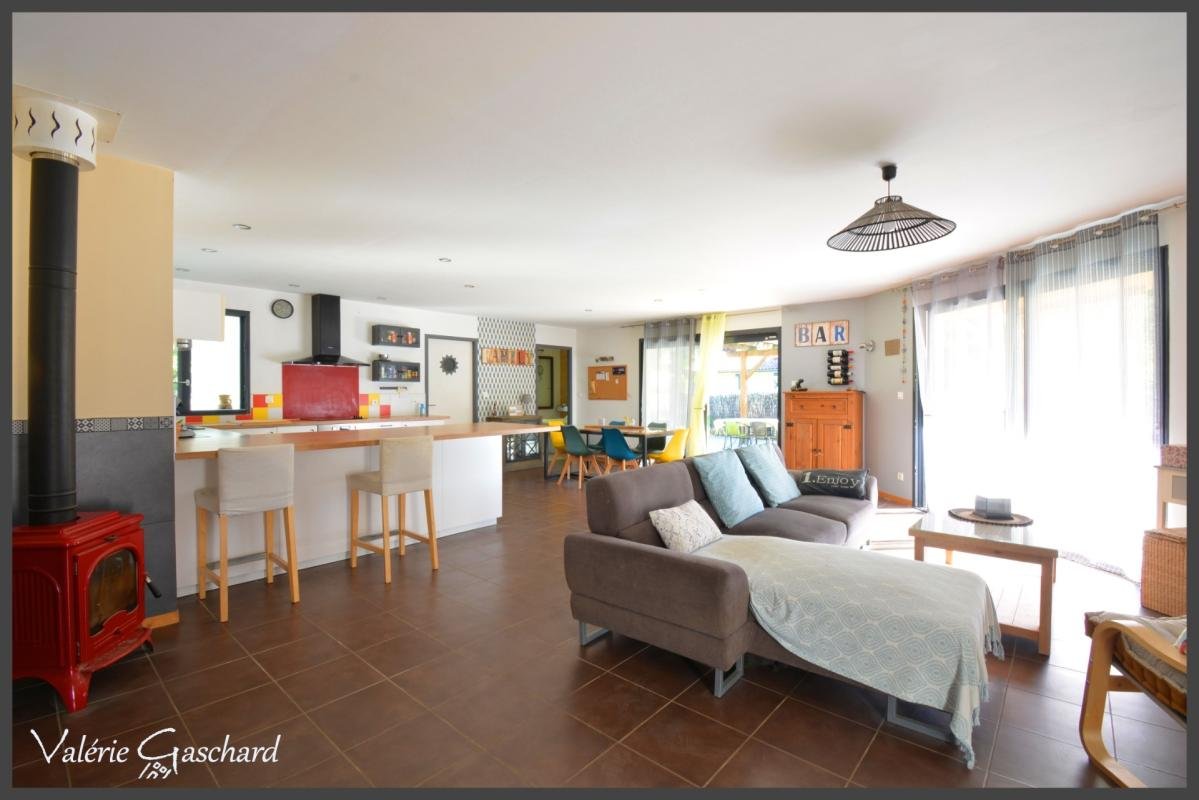 Maison à vendre, 130m², Ménesplet