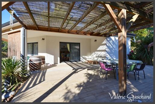 Maison 4 pièces 130 m² · à Ménesplet · 130 m² · 253 000 €