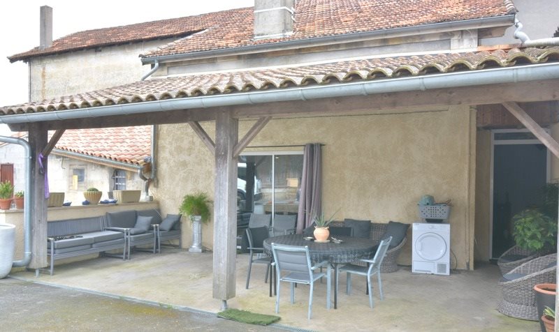 Maison à vendre, 130m², Les Eglisottes-et-Chalaures