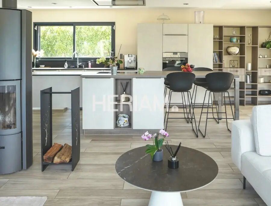Maison à vendre, 185m², Menthonnex-en-Bornes