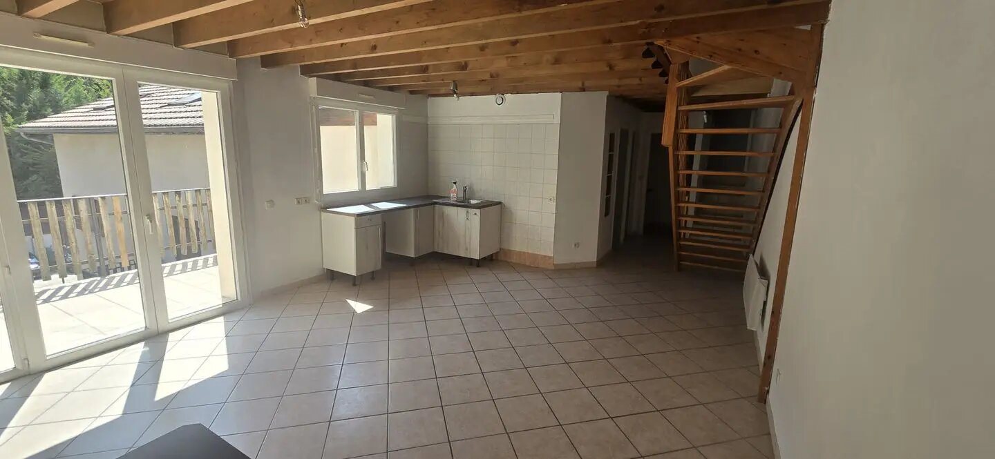 Appartement à louer, 96m², Vif