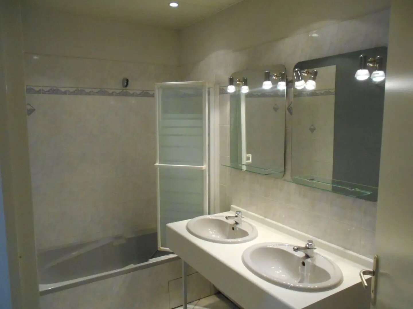 Appartement à louer, 67m², Vif