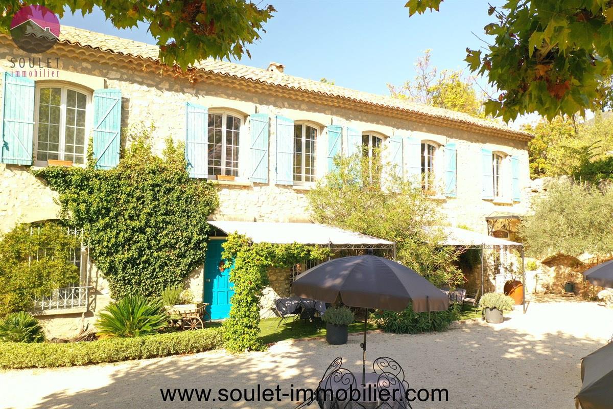 Maison à vendre, 400m², L'Isle-sur-la-Sorgue